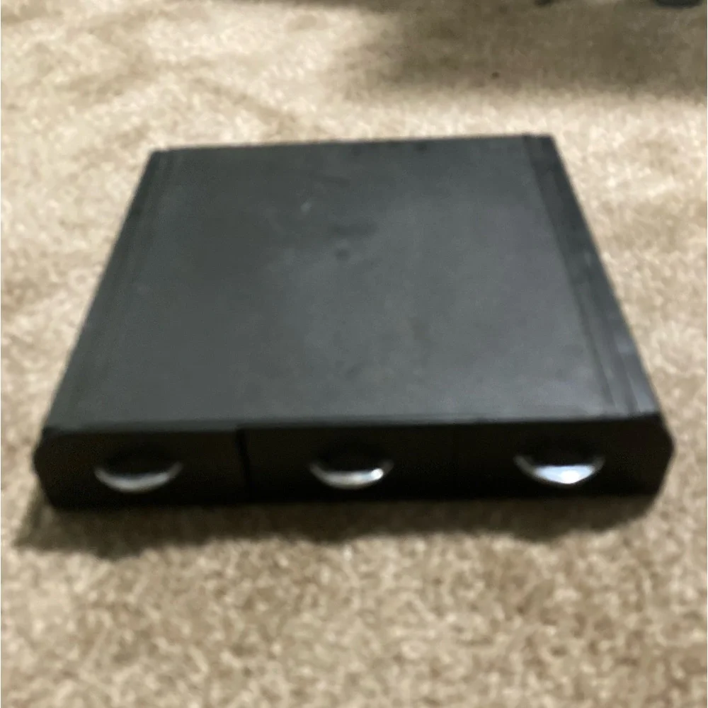 Triple drawer single